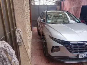 New Hyundai Tucson 2022 Silver