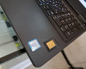 New Laptop Dell Latitude 5580 8GB Intel Core I5 SSD 512GB