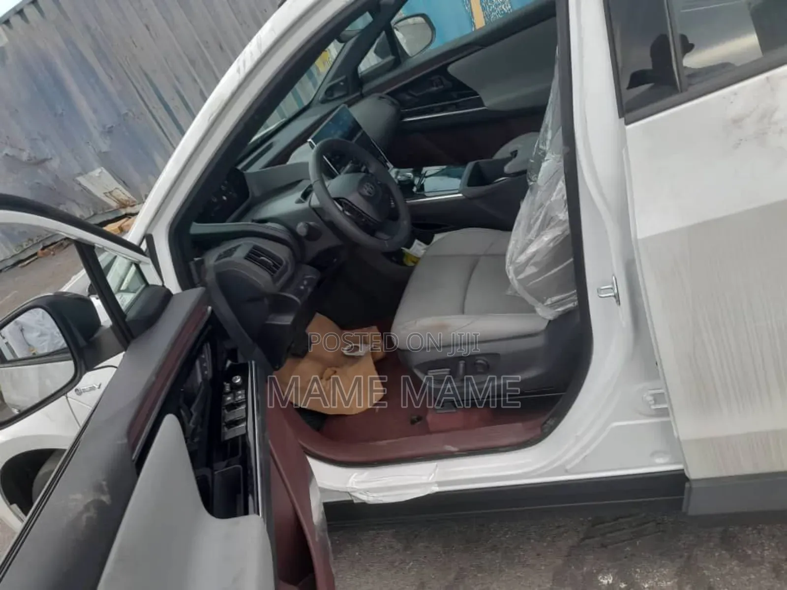 New Toyota bZ4X 2024 Silver