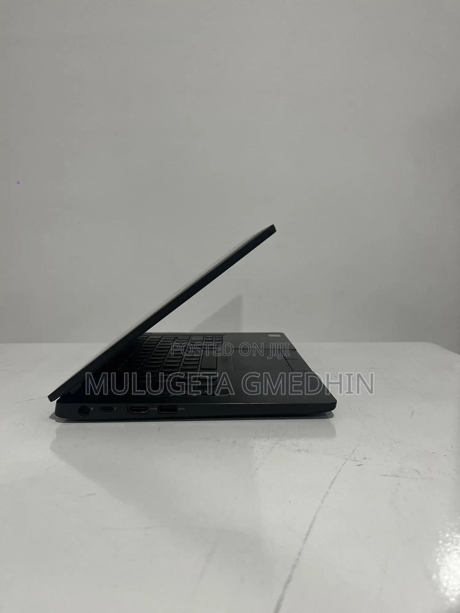 New Laptop Dell Latitude 5300 8GB Intel Core I5 SSD 256GB