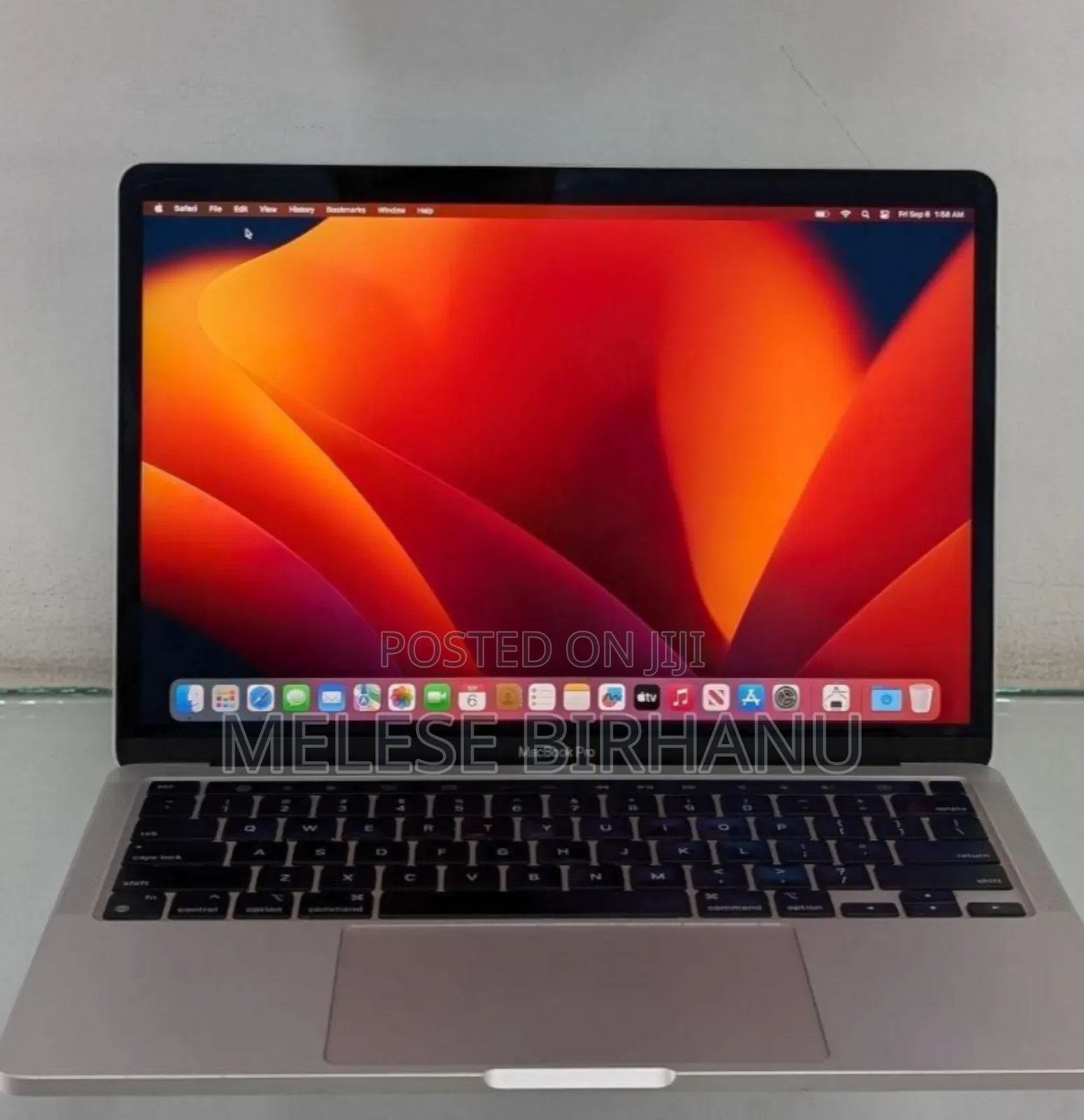New Laptop Apple MacBook Pro 2022 M2 8GB Apple M2 Ultra SSD 512GB