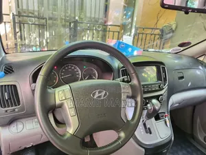 New Hyundai Starex 2021 Silver
