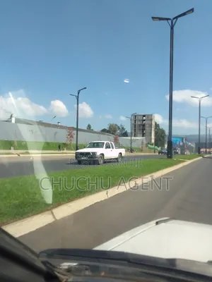 2,300 Meter Square Bole Beras