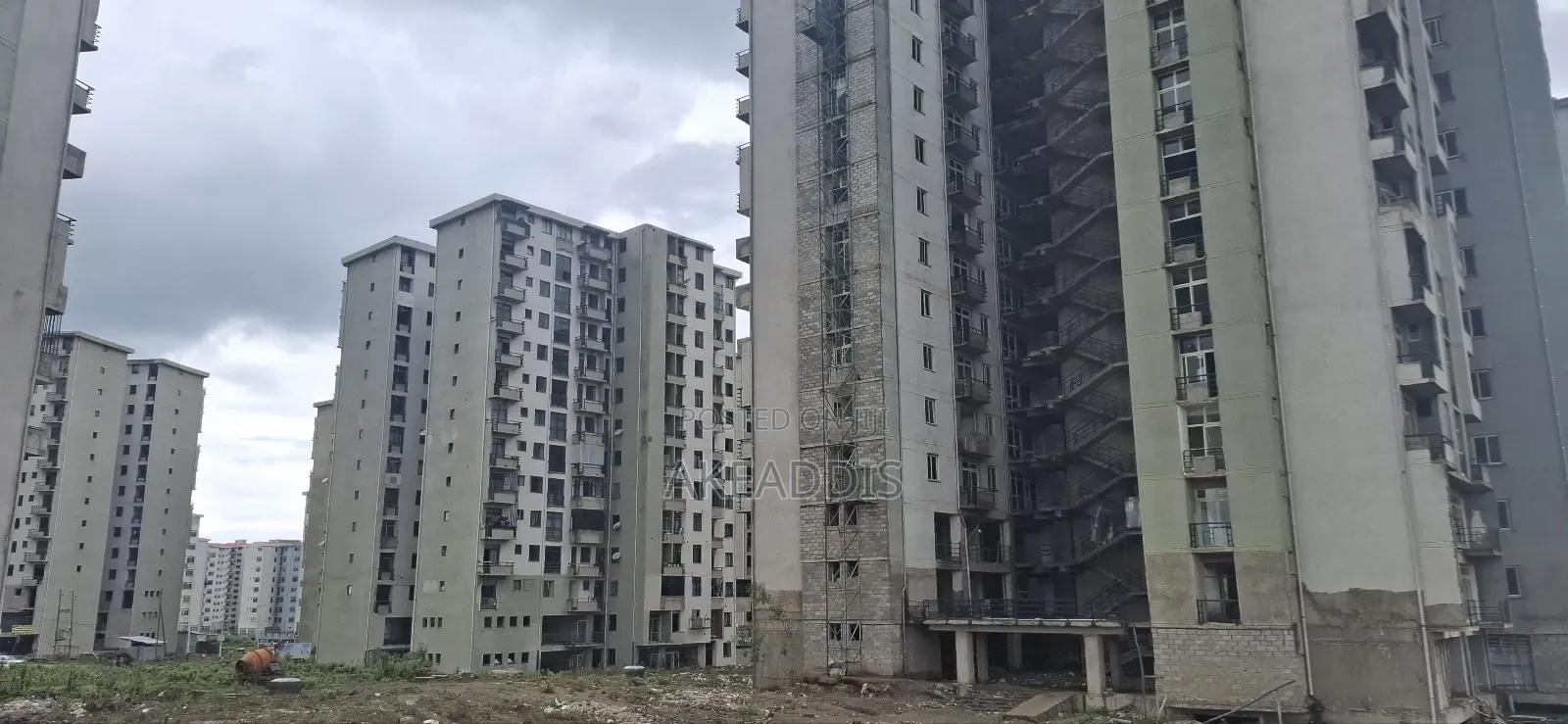 3bdrm Condo in Bole Beshale for sale