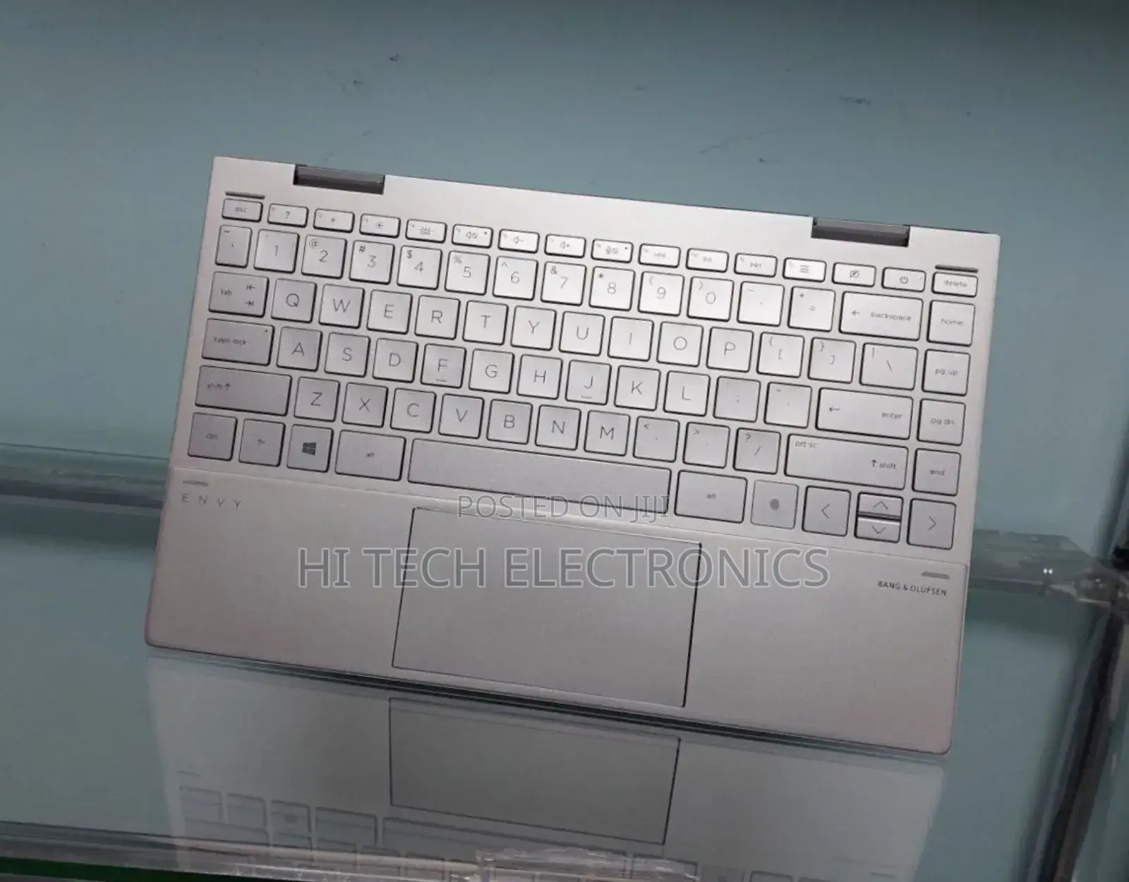 New Laptop HP Envy X360 8GB Intel Core I7 SSD 1T