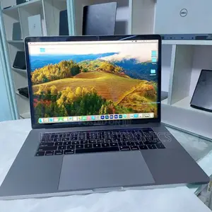 Photo - New Laptop Apple MacBook Pro 2019 32GB Intel Core I9 SSD 512GB