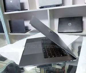 New Laptop Apple MacBook Pro 2019 32GB Intel Core I9 SSD 512GB