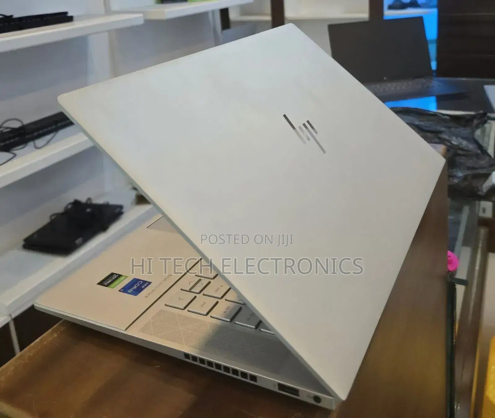 New Laptop HP Envy X360 16GB Intel Core I7 SSD 512GB