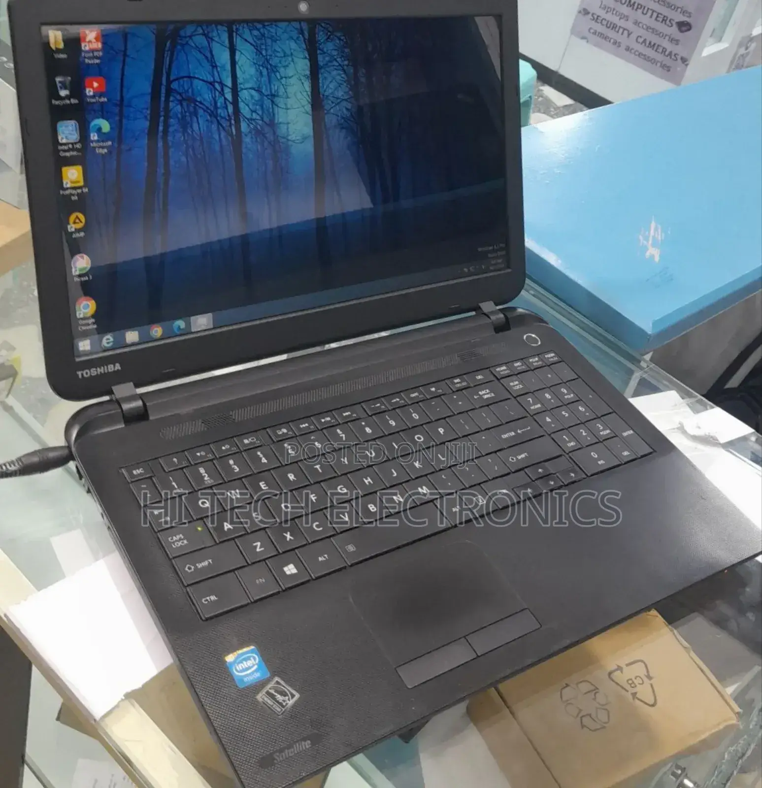 New Laptop Toshiba Satellite C55 4GB Intel Core 2 Quad HDD 500GB