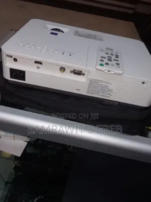 Photo - Sony Projecter