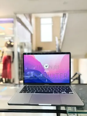 New Laptop Apple MacBook Pro 2022 M2 8GB Apple M2 SSD 512GB