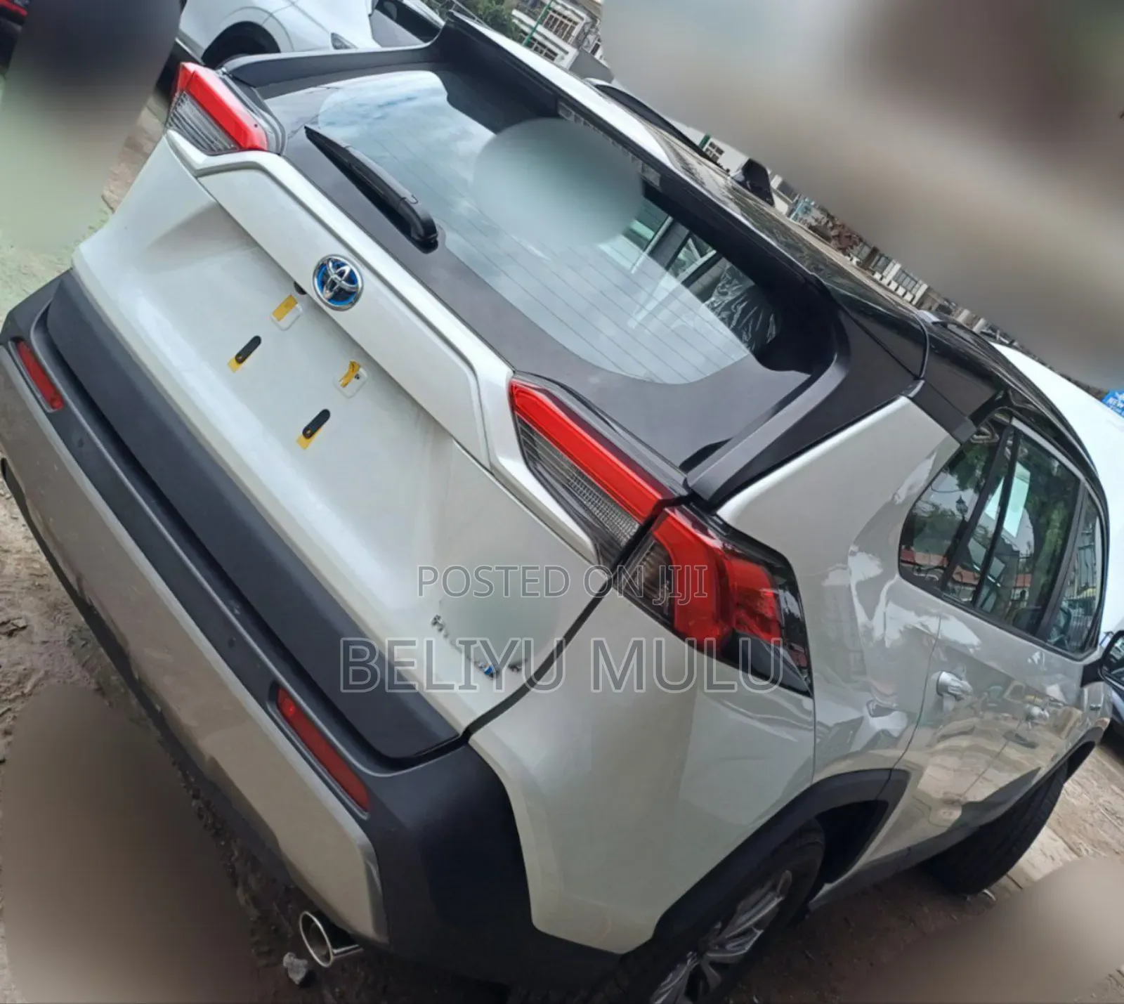 New Toyota RAV4 LE AWD 2024 White