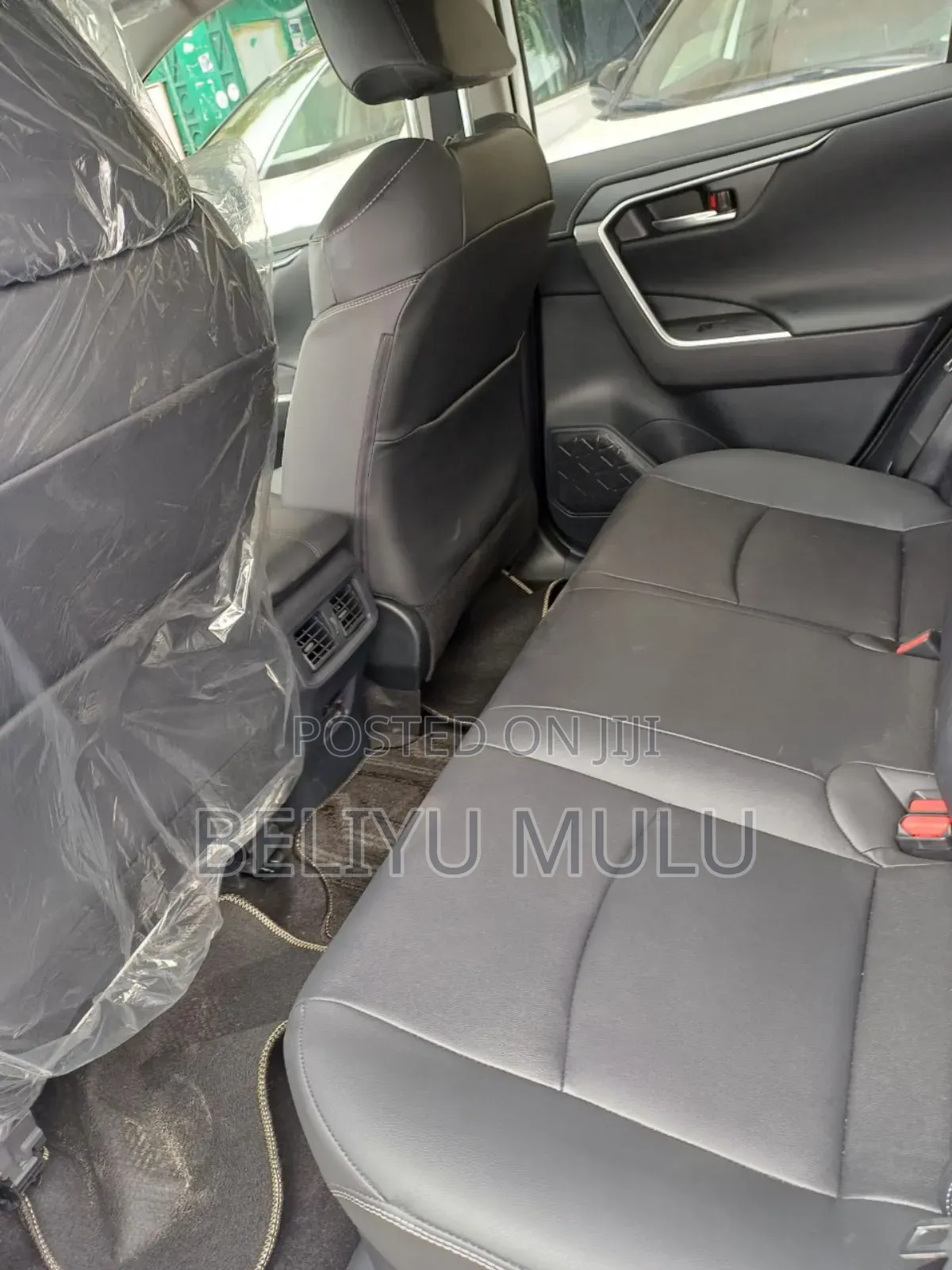 New Toyota RAV4 LE AWD 2024 White