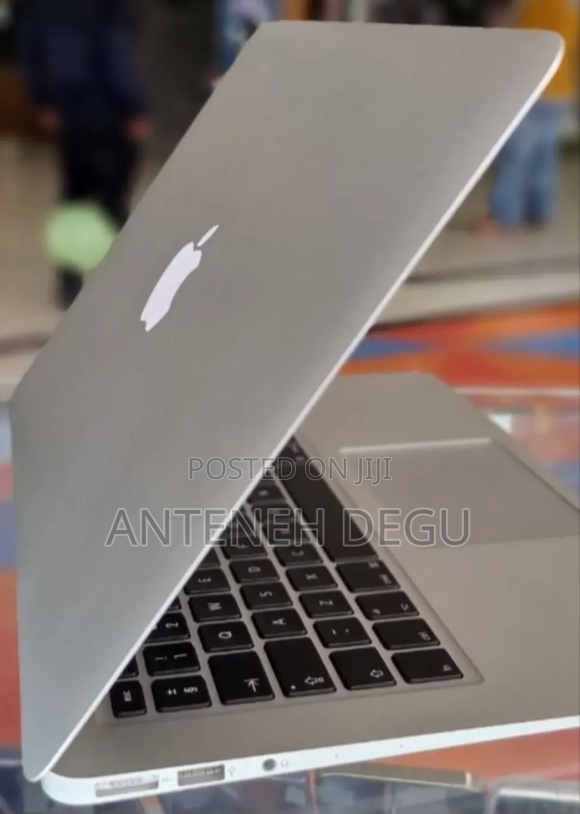 New Laptop Apple MacBook 2013 8GB Intel Core I7 SSD 512GB