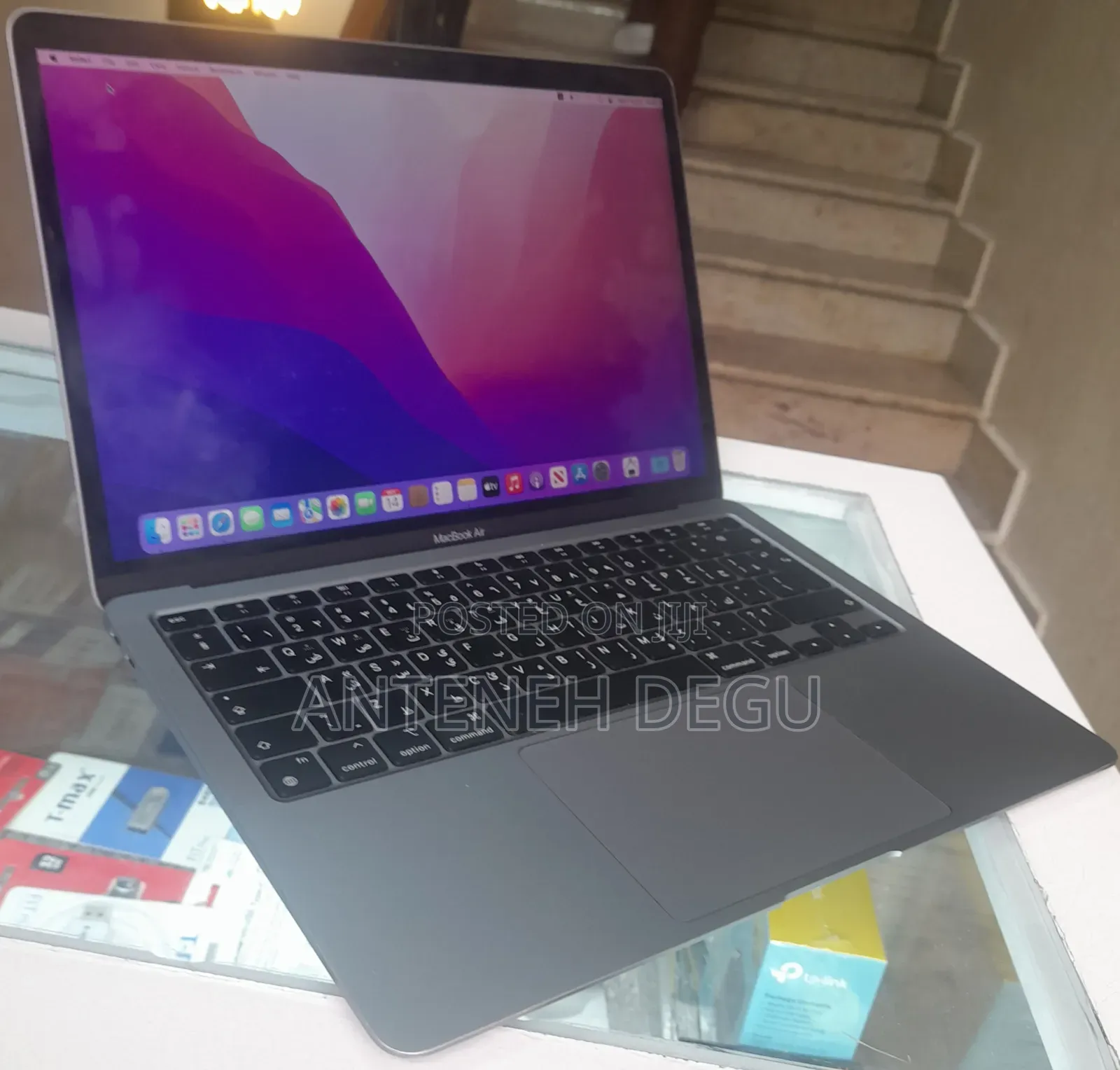 New Laptop Apple MacBook Air 2020 M1 8GB Apple M1 SSD 256GB