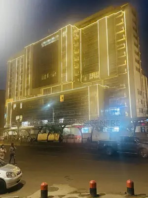 Commerical Building Shops for Sell