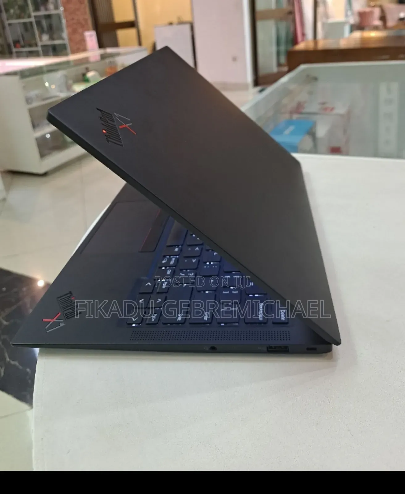 New Laptop Lenovo ThinkPad X1 Carbon 16GB Intel Core i7 SSD 512GB