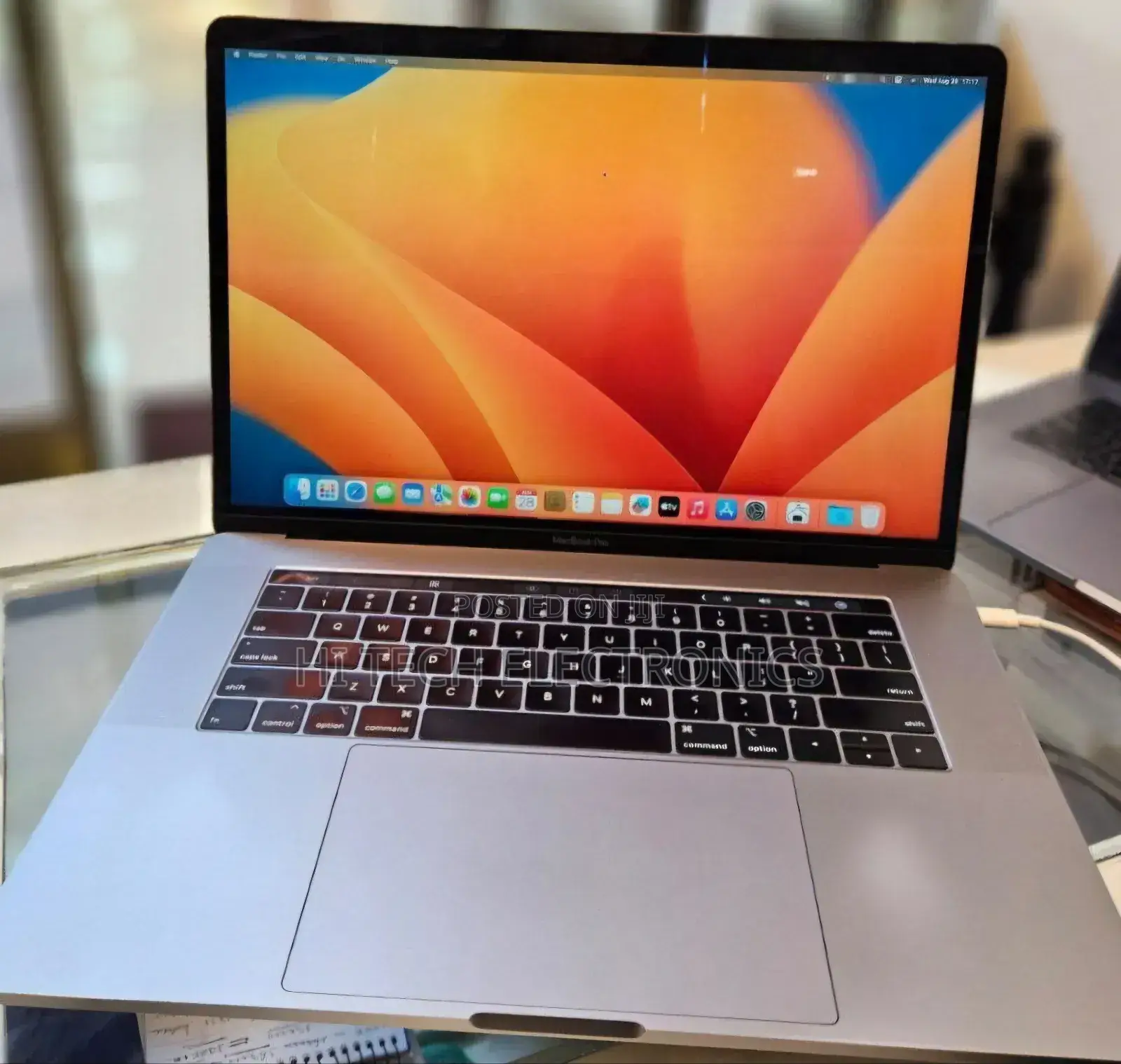 New Laptop Apple MacBook Pro 2018 32GB Intel Core I9 SSD 1T