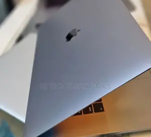 New Laptop Apple MacBook Pro 2018 32GB Intel Core I9 SSD 1T