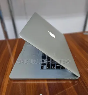 New Laptop Apple MacBook Pro 2014 16GB Intel Core I7 SSD 256GB