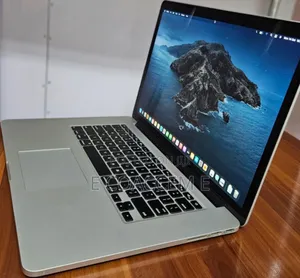 New Laptop Apple MacBook 16GB Intel Core I7 SSD 256GB