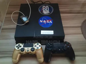 Ps4 Fat No Jailbreak,No Cd,2joysticks,From Norway, Fair Used