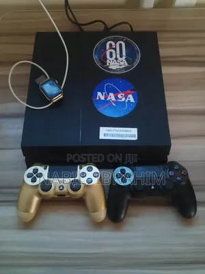Ps4 Fat No Jailbreak,No Cd,2joysticks,From Norway, Fair Used