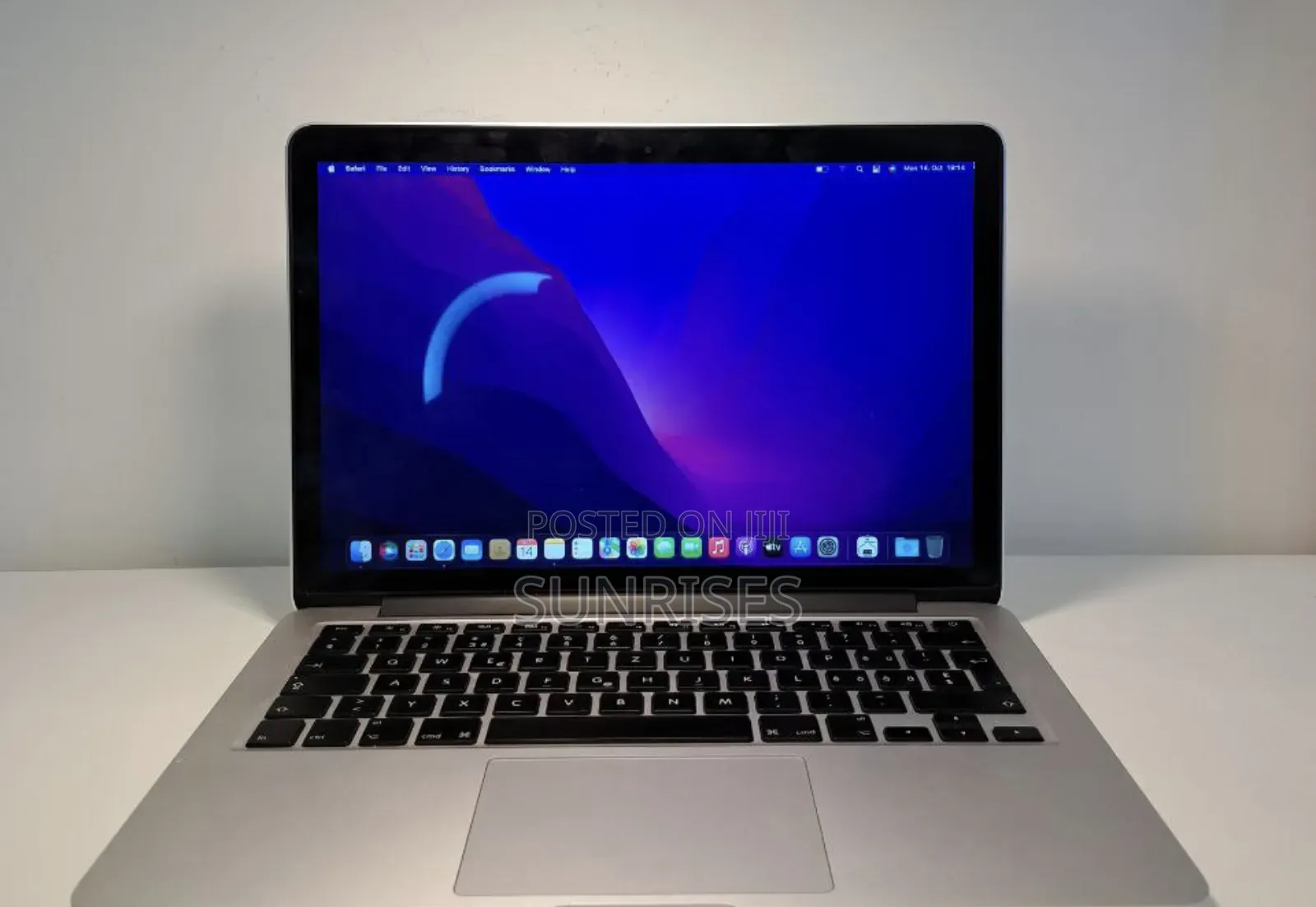 New Laptop Apple MacBook Pro 2015 8GB Intel Core I5 SSD 256GB
