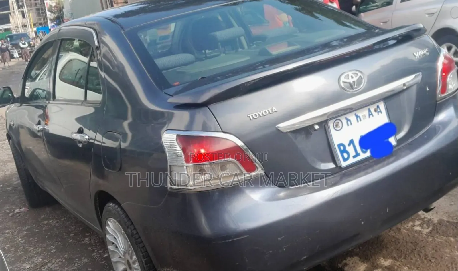 Toyota Yaris 2011 Purple