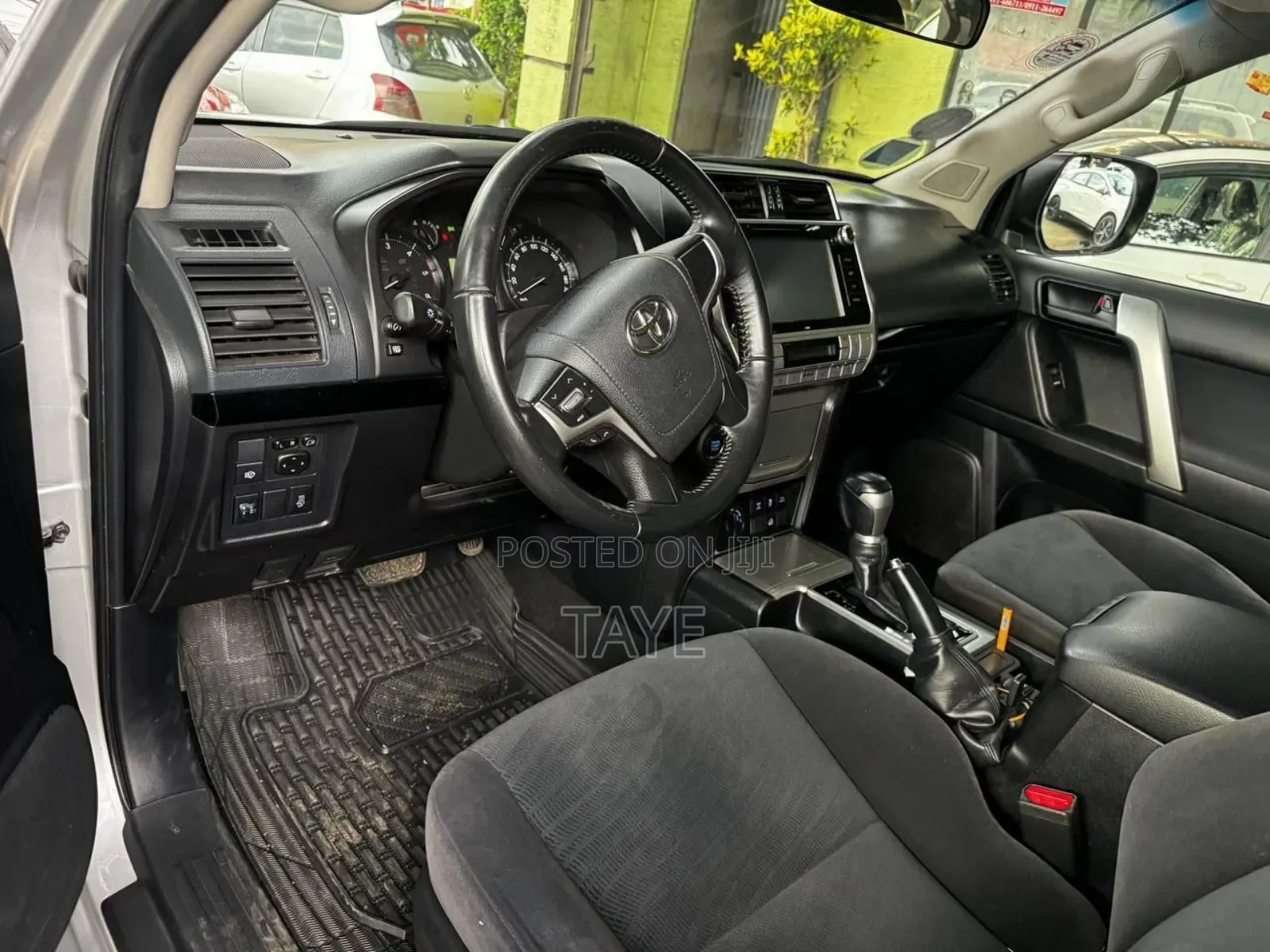 Toyota Land Cruiser Prado 2020 White