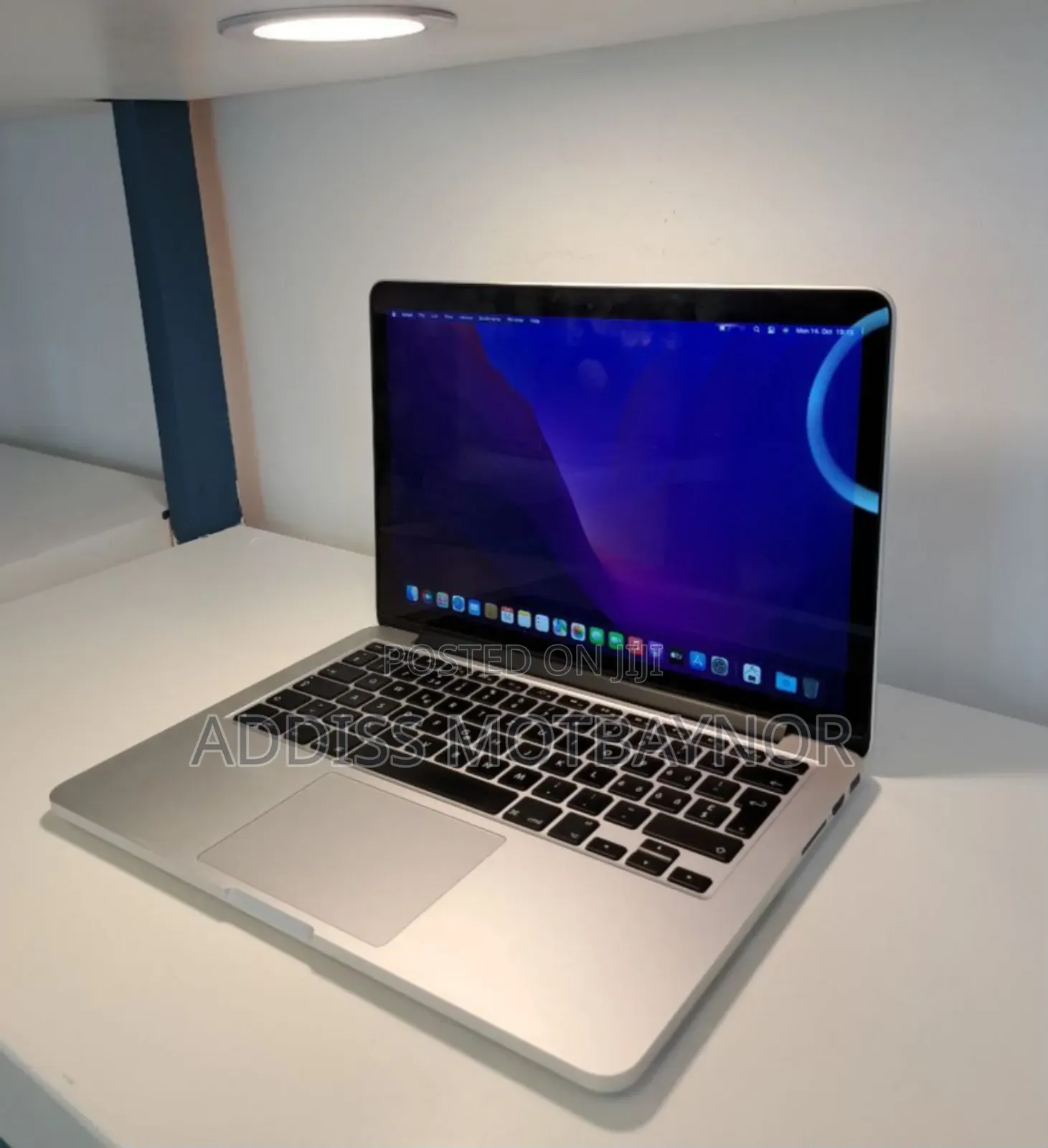 New Laptop Apple MacBook 2015 8GB SSD 256GB