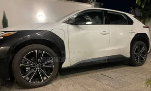 Toyota bZ4X 2023 White