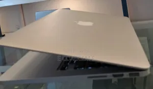 New Laptop Apple MacBook 8GB Intel Celeron SSD 256GB