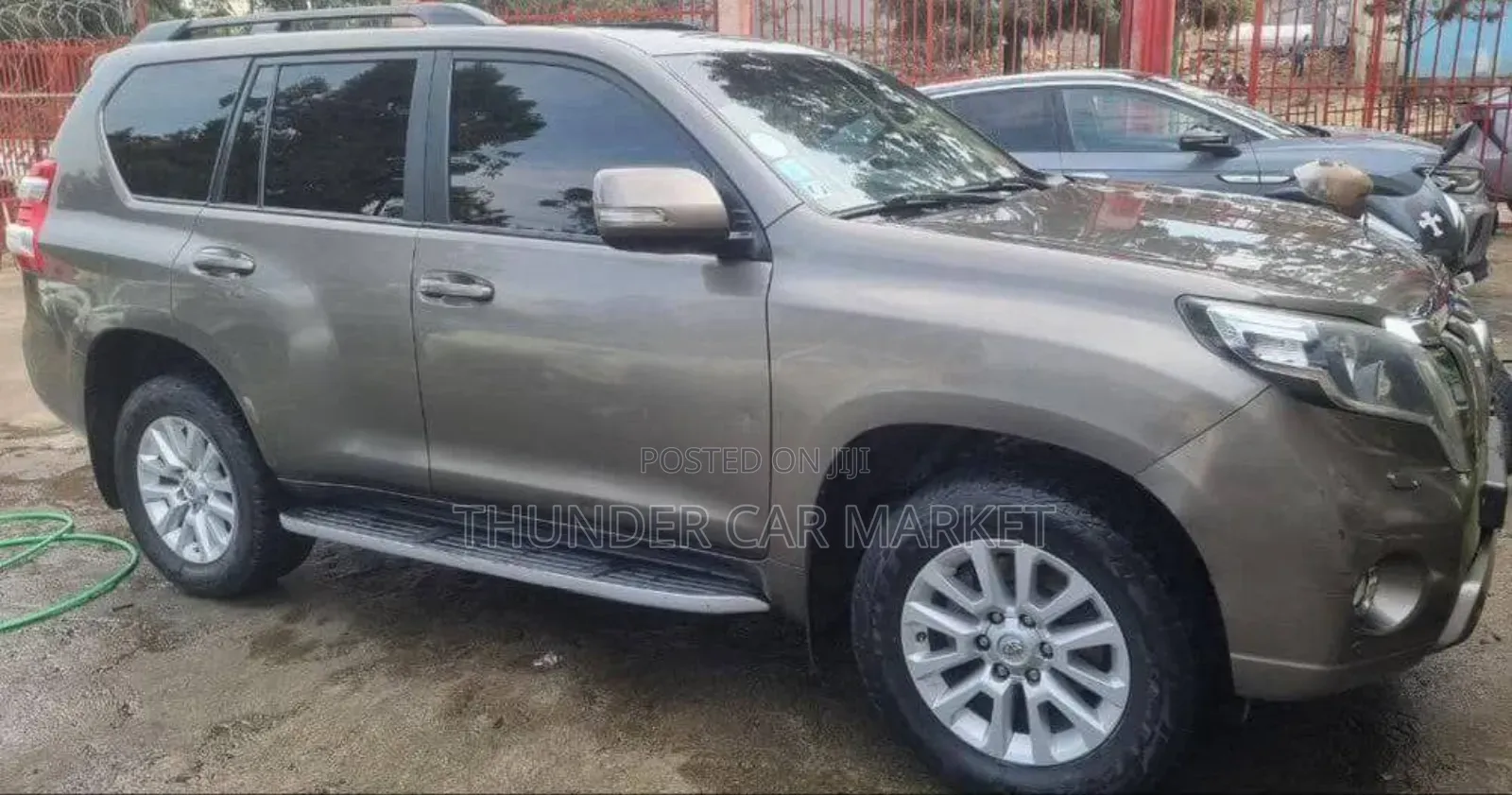 Toyota Land Cruiser 2016 Gray