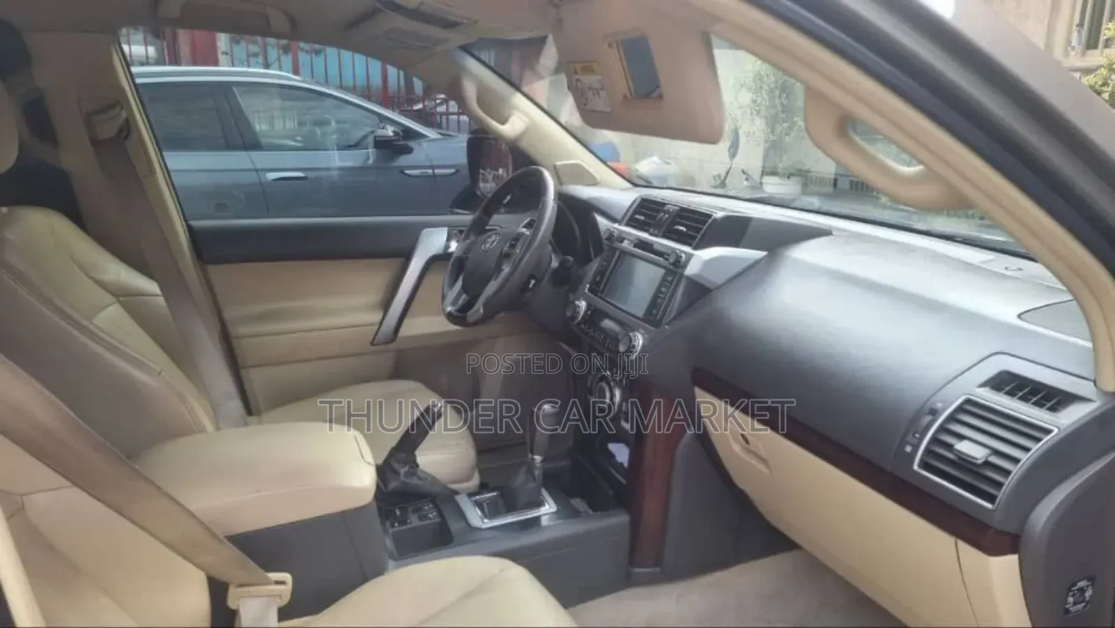 Toyota Land Cruiser 2016 Gray