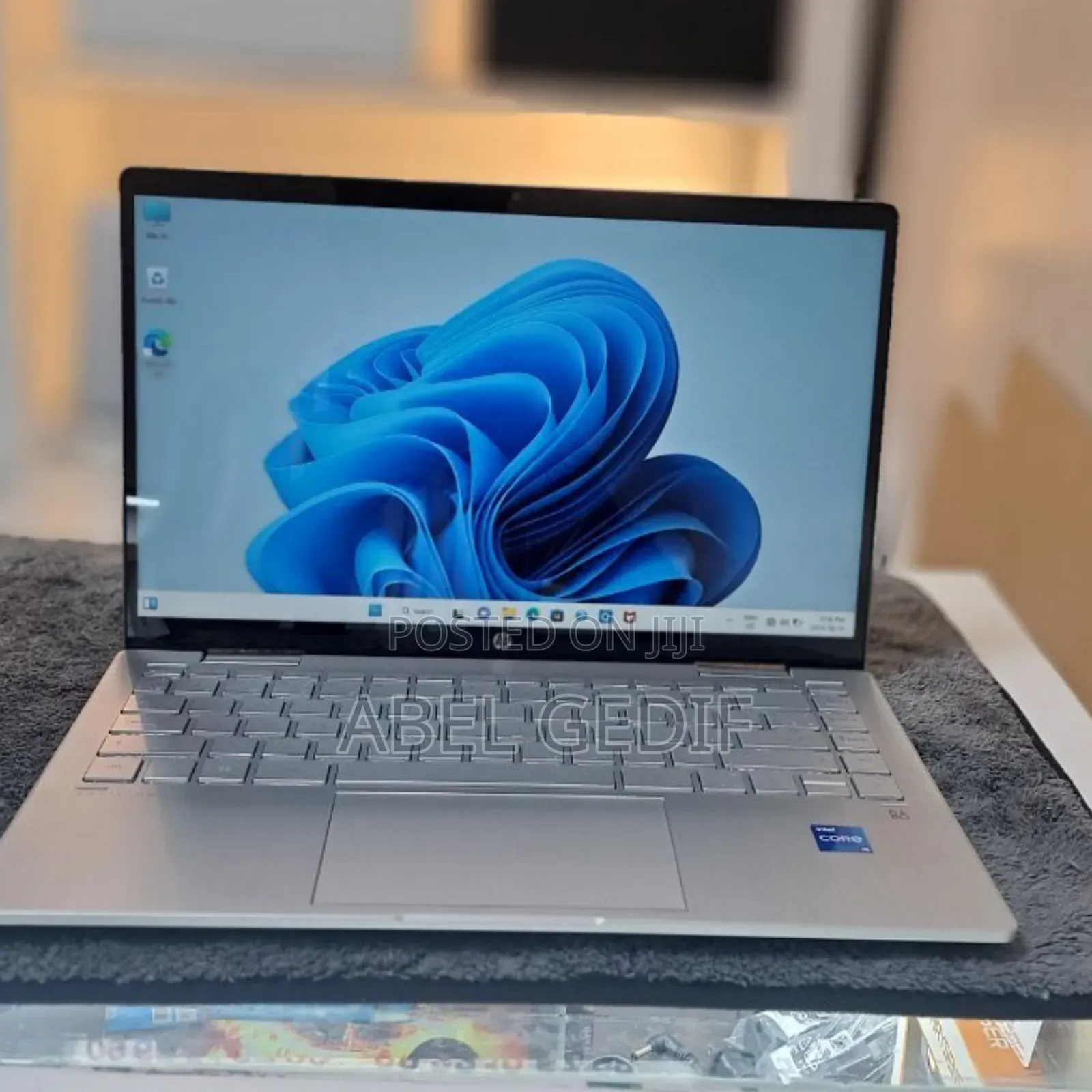 New Laptop HP Pavilion X360 14 8GB Intel Core I7 SSD 512GB