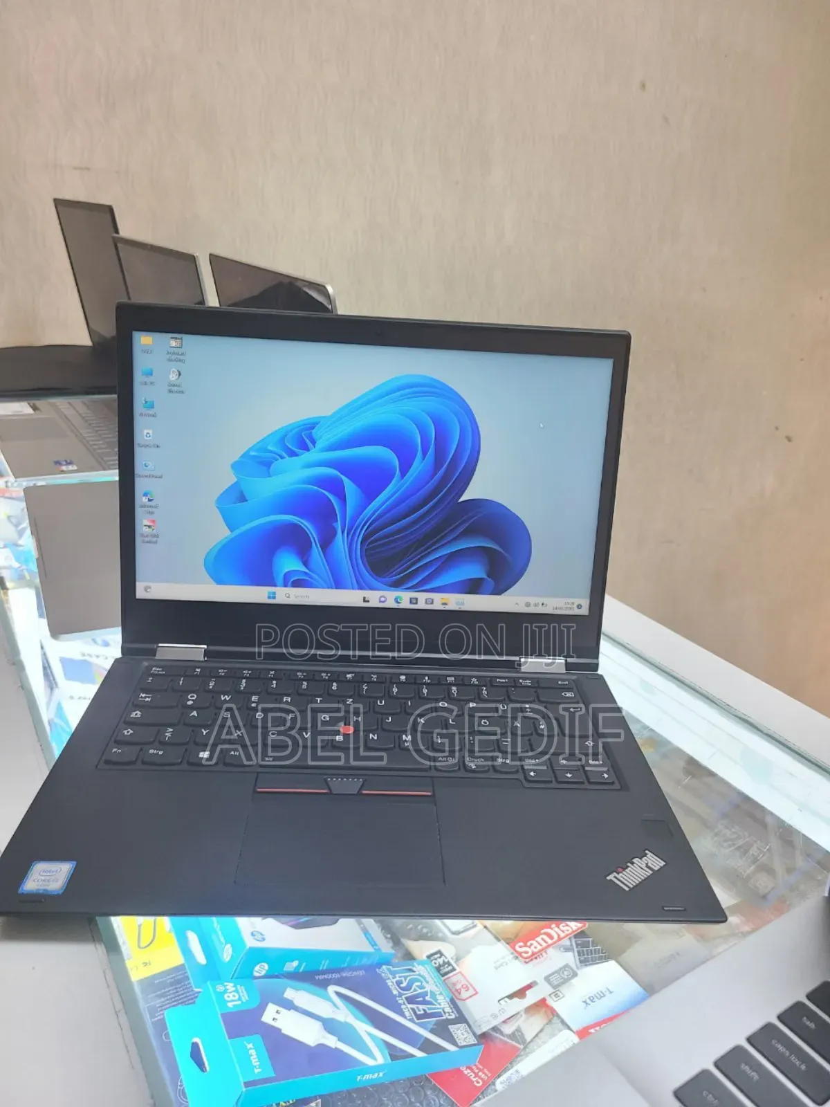 New Laptop Lenovo ThinkPad Yoga 16GB Intel Core I5 SSD 512GB