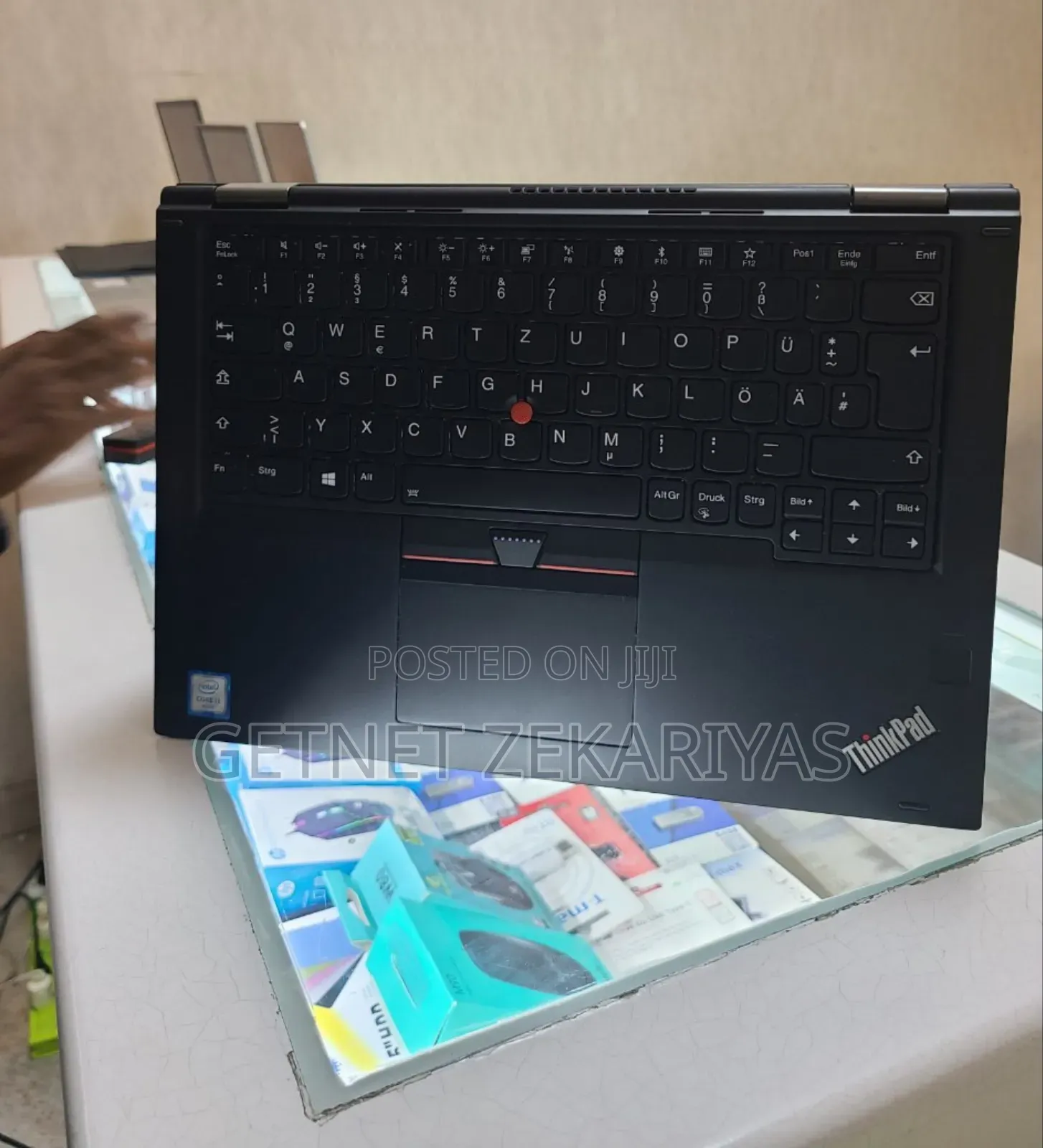 New Laptop Lenovo ThinkPad Yoga 370 8GB Intel Core I5 SSD 512GB