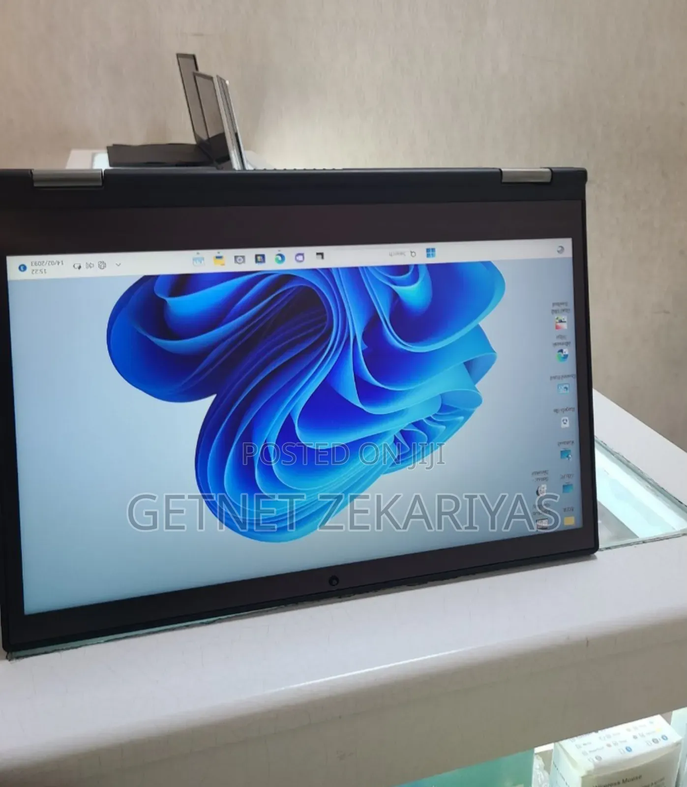 New Laptop Lenovo ThinkPad Yoga 370 8GB Intel Core I5 SSD 512GB