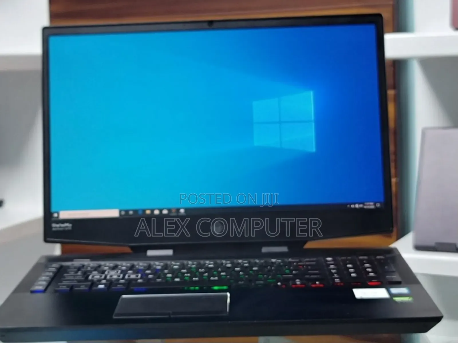 New Laptop HP Omen 15 16GB Intel Core I9 SSD 512GB