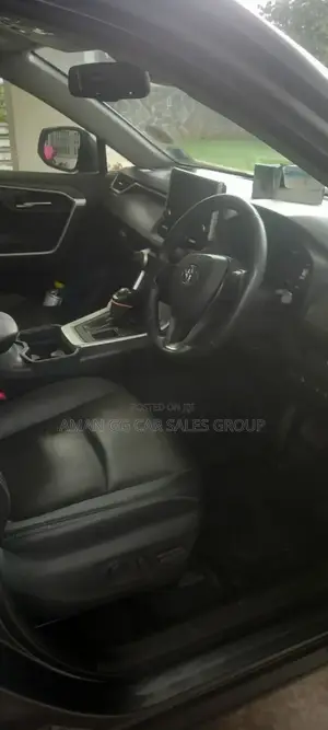 New Toyota RAV4 2022 Blue