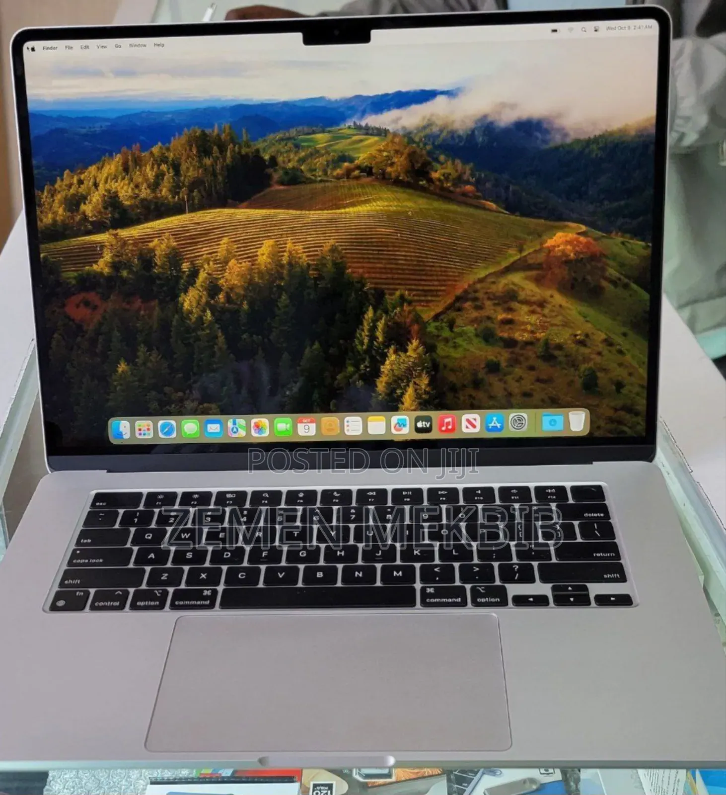 New Laptop Apple MacBook Air 2022 M2 8GB Intel Core I7 SSD 256GB