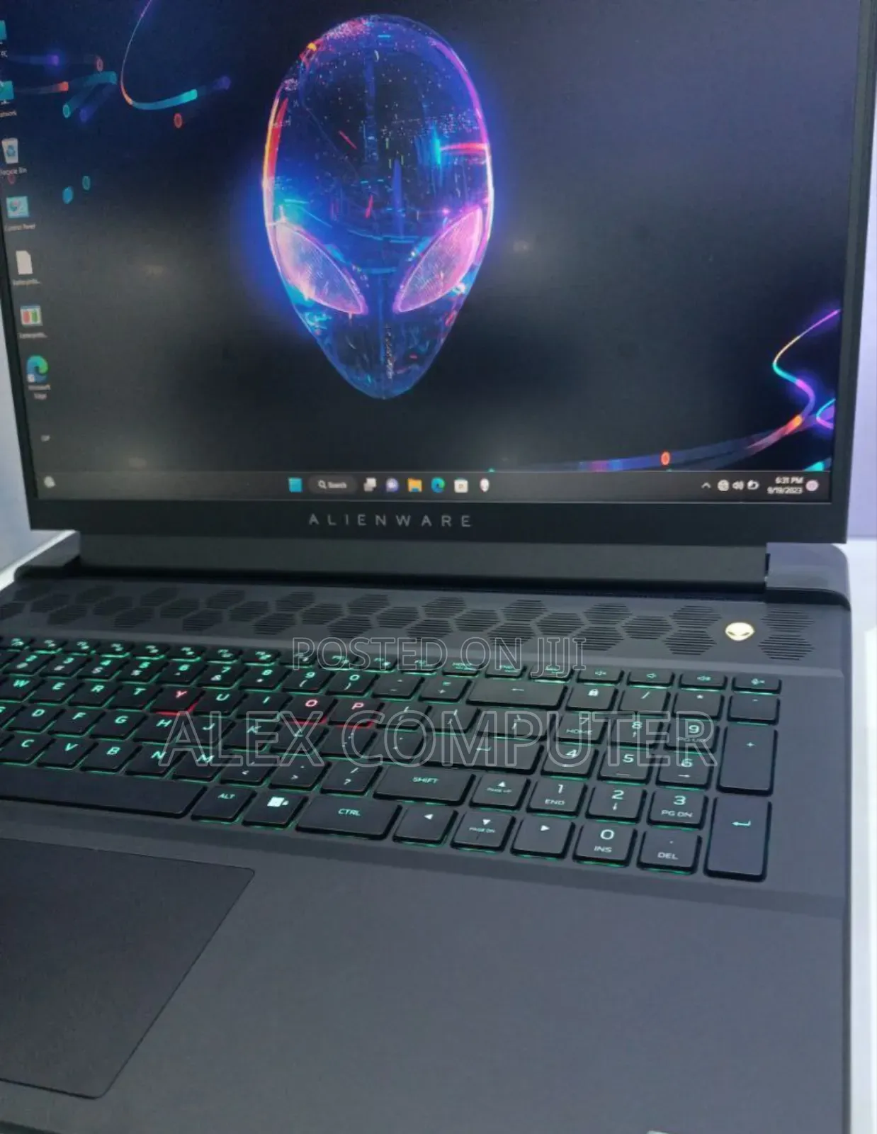 New Laptop Alienware M17x R2 16GB AMD Ryzen 9 SSD 1T