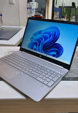New Laptop HP Stream Notebook 8GB Intel Core I5 SSD 512GB