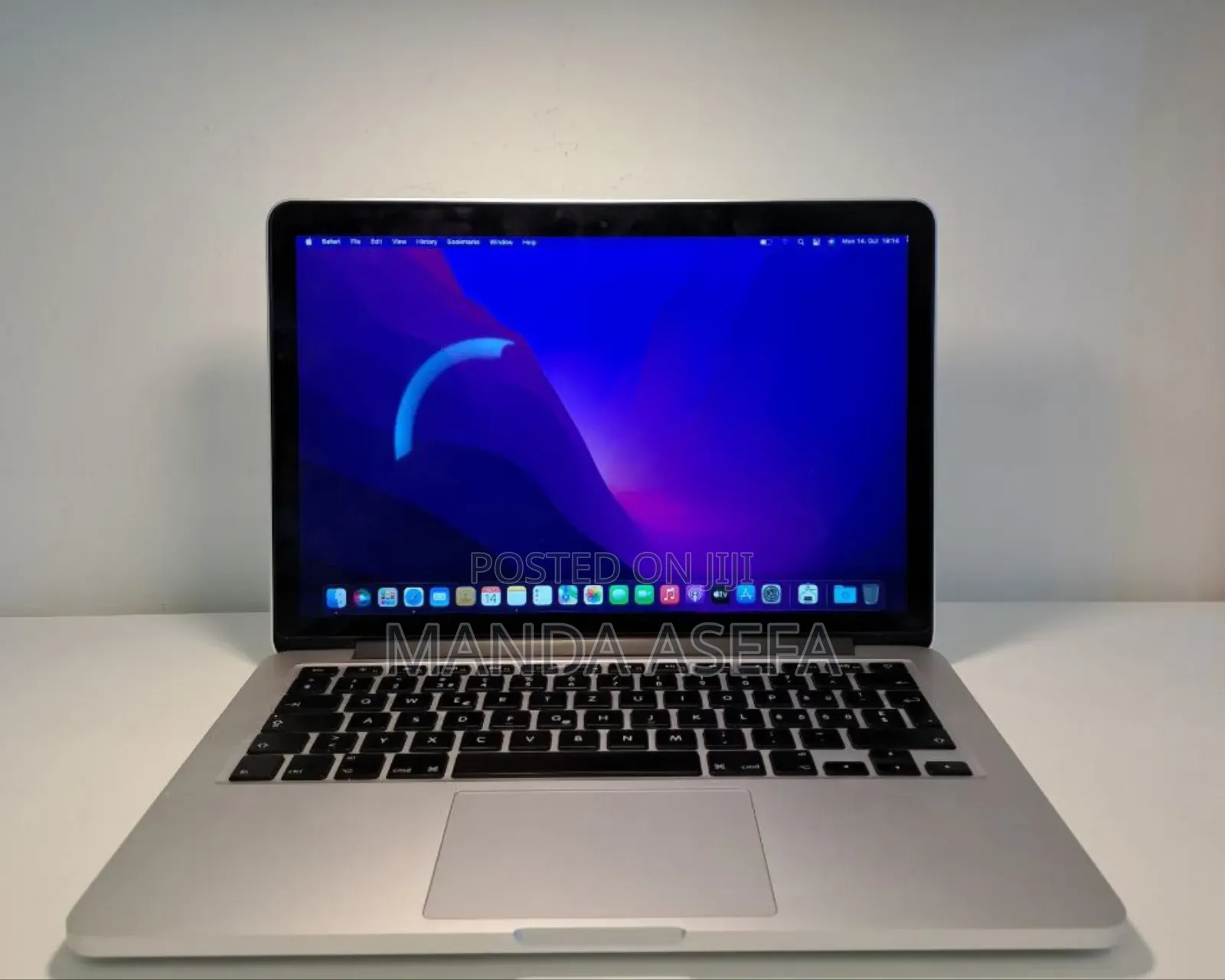 New Laptop Apple MacBook Pro 2015 8GB Intel Core I5 SSD 256GB