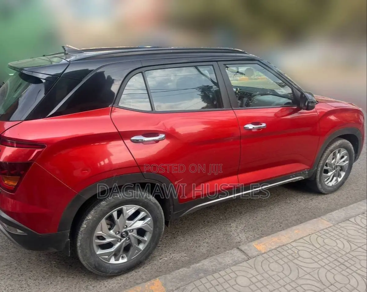 Hyundai Creta 2022 Red