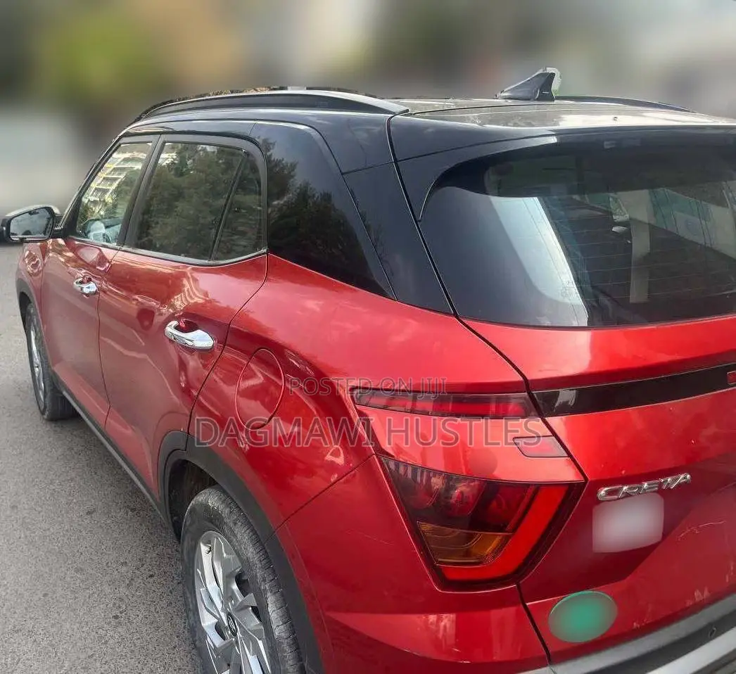 Hyundai Creta 2022 Red