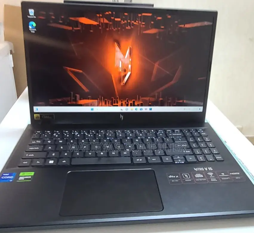 New Laptop Acer Nitro 17 16GB Intel Core I7 SSD 512GB