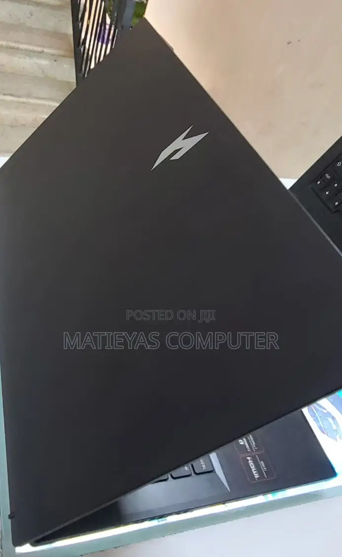 New Laptop Acer Nitro 17 16GB Intel Core I7 SSD 512GB