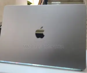New Laptop Apple MacBook Air 2022 M2 8GB Apple M2 SSD 256GB